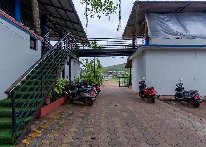 Madpackers Goa Anjuna - Bar